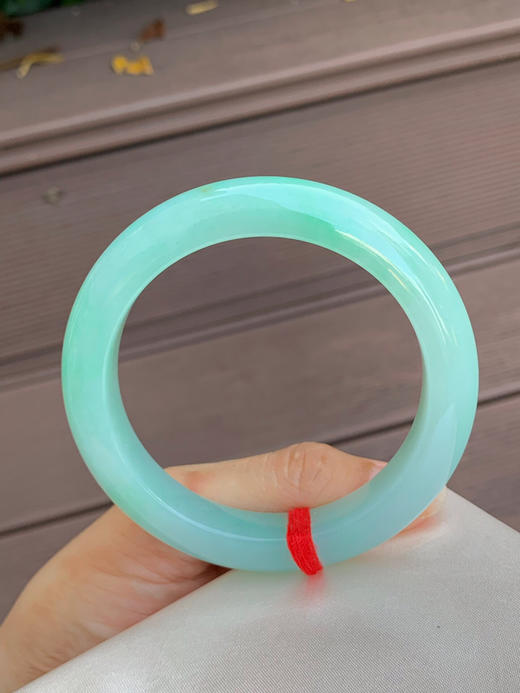 620516，62.2圈口，满绿正圈平安镯，底子细腻有水 商品图3