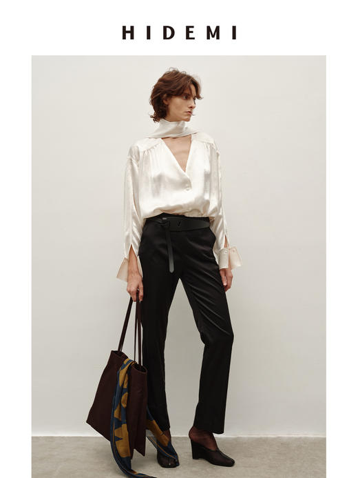 HIDEMI 进口百分醋酸飘带领设计感v领折叠袖压褶重工衬衫上衣 商品图5