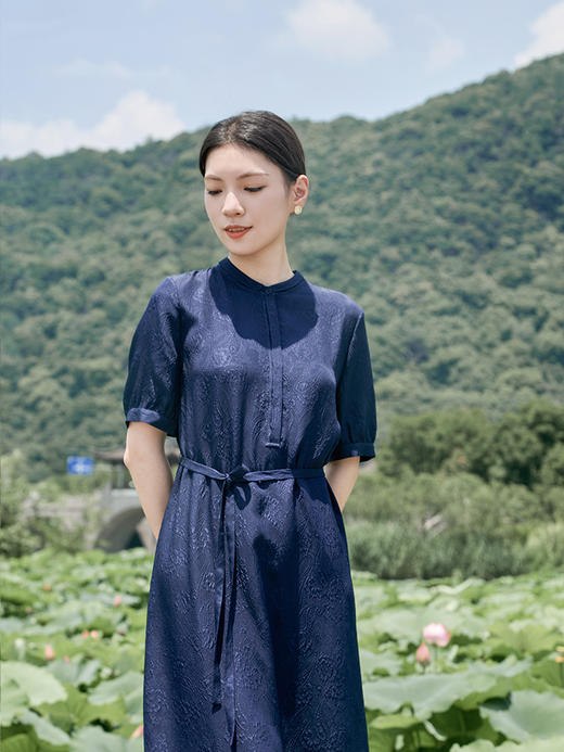 【立体印花真丝连衣裙】25年夏季新品女士100%桑蚕丝系带收腰中长款裙子 商品图3