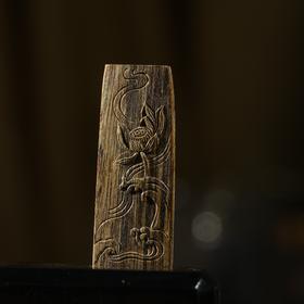 BC.AOD7.14-3   文莱九分沉(莲花)挂件，3.57g。