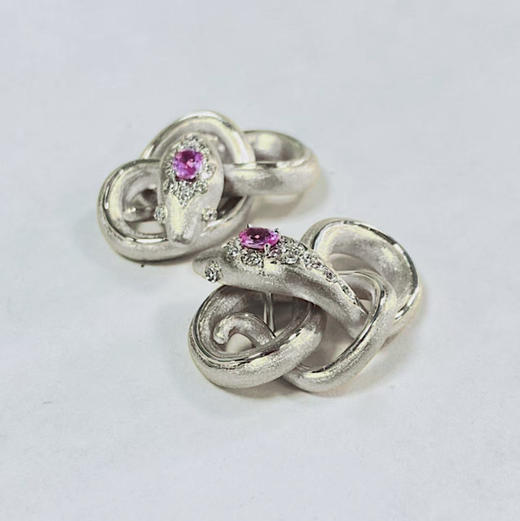 BY EVITA系列 18K镶钻石和粉色蓝宝石 耳钉 商品图1