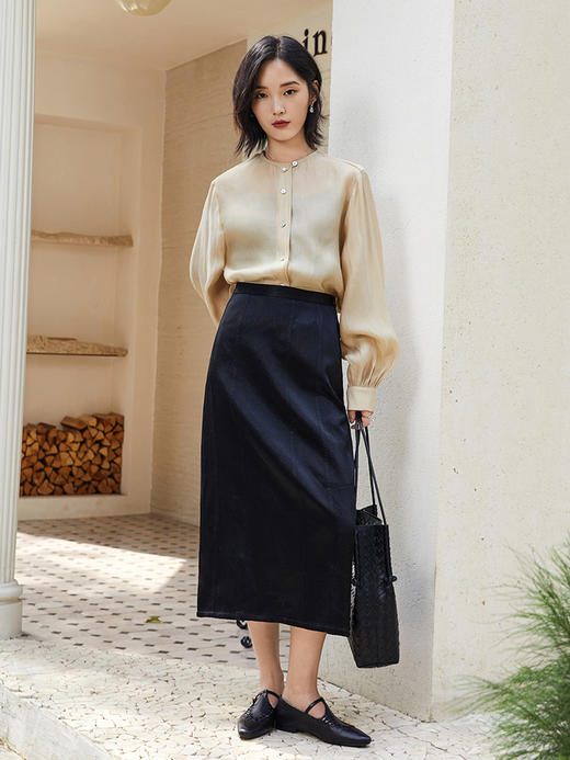 高级感拉满～香槟色天丝衬衫 立领灯笼袖 轻薄透气上衣女 商品图1