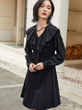 优雅赫本风！黑色荷叶边连衣裙 凸显气质女神范