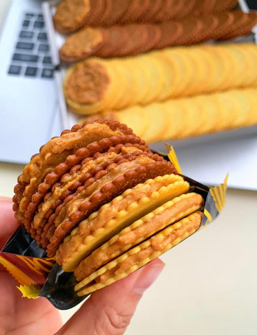 零食专区【田园市集 花生酱饼干】甜原柿吉 薯片花生酱夹心饼干「双口味」100克*4袋（2袋可可味+2袋原味）{约72小时发货 勿催单} 商品图10