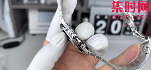 PPF潜心三年 真“芯”之作！百达翡丽PP5712GR全新升级V3版 商品图3