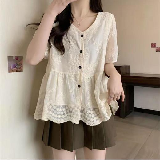 【新品推荐】TT重工工艺刺绣花朵宽松短袖小衫-喜出 商品图0