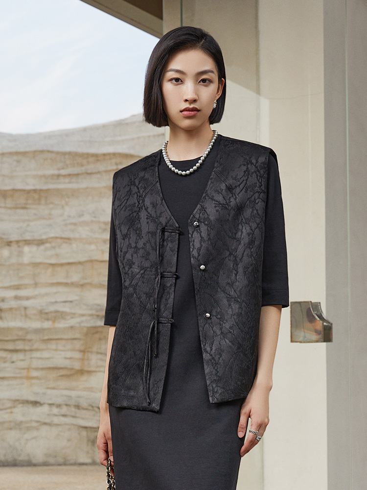 新中式风黑色提花盘扣马甲女 无袖复古气质外搭背心