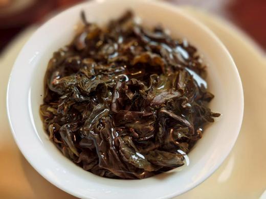 2024春 [石上清泉]  茶树长于烂石堆  传统老工艺  三次炭火焙  250克起  可现喝可收藏 商品图4