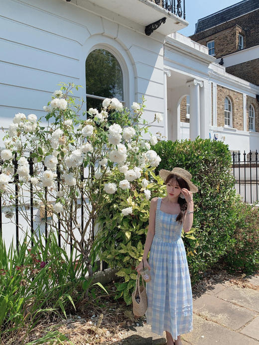 金蘑菇菇  伦敦花市 我爱蓝格格 / 小清新收腰格子背心裙 商品图6