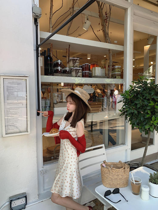 金蘑菇菇 莉莉安 / 小蔷薇印花斜裁裙裙 商品图5