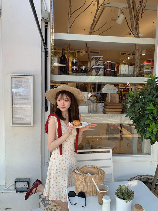 金蘑菇菇 莉莉安 / 小蔷薇印花斜裁裙裙 商品图7