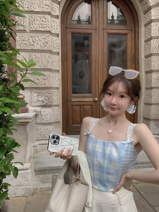 金蘑菇菇  伦敦花市 我爱蓝格格 / 小清新收腰格子背心裙 商品图1