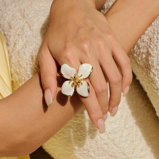 Garden of Eden 伊甸园系列 | 白色四瓣花戒指 商品图6