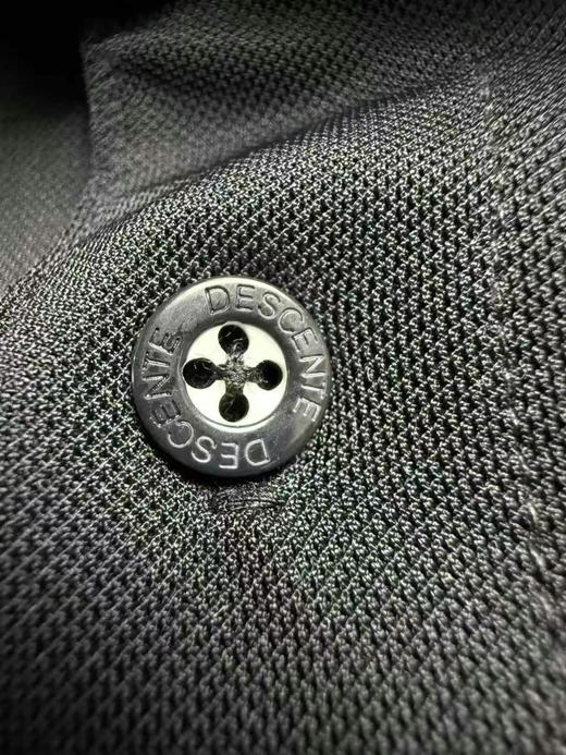 原单正品迪桑特运动休闲体恤，冰感舒适运动户外最佳搭档，【无吊牌剪标款】有紫光灯防伪
尺码：M L XL XXL XXXL 商品图6