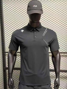 原单正品迪桑特运动休闲体恤，冰感舒适运动户外最佳搭档，【无吊牌剪标款】有紫光灯防伪
尺码：M L XL XXL XXXL