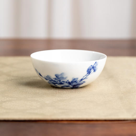 一儒堂新款粉彩描金金鱼卧足杯 商品图3