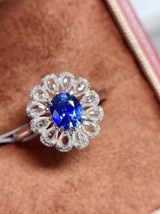 0.8克拉刻面蓝宝石戒指吊坠两用 商品图0