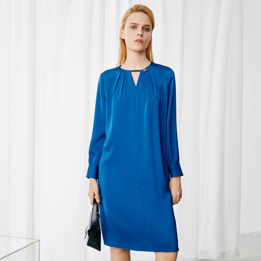 EITIE爱特爱优雅宽松气质通勤连衣裙秋季新款7907617 商品图2