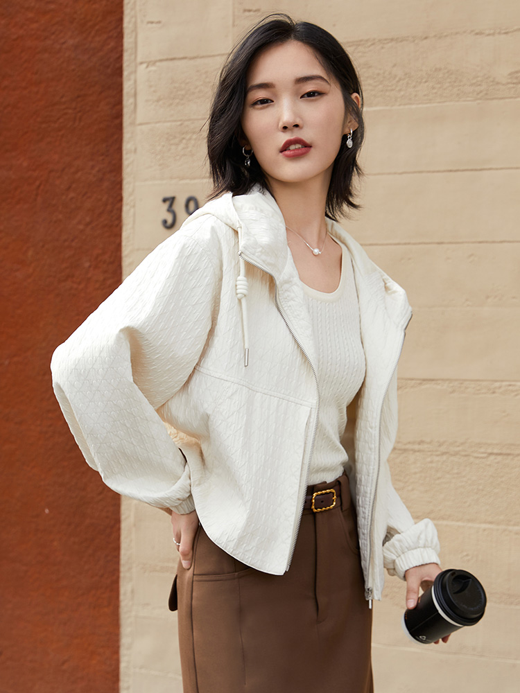 奶杏色连帽短外套女 春秋款宽松显瘦拉链上衣 肌理感休闲夹克