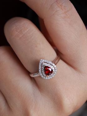 0.51克拉刻面红宝石戒指