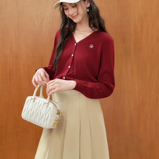 【严选】诗凡黎经典薄款V领针织开衫2025秋新款软糯舒适显瘦通勤长袖外搭7G7230951 商品图2