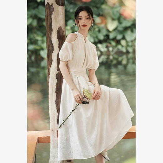 西遇挂脖连衣裙女夏季新款温柔水滴盘扣高腰新中式国风长裙V0051039 商品图3