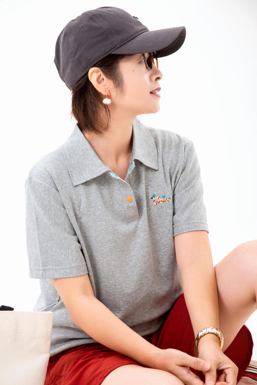 彩扣休闲T恤 商品图0