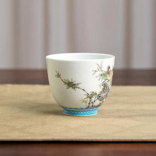 一儒堂珐琅料边王步翠竹信鸽图 商品图3