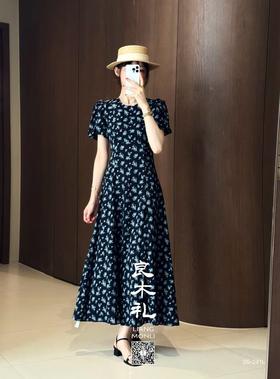 神秘 优雅——碎花连衣裙