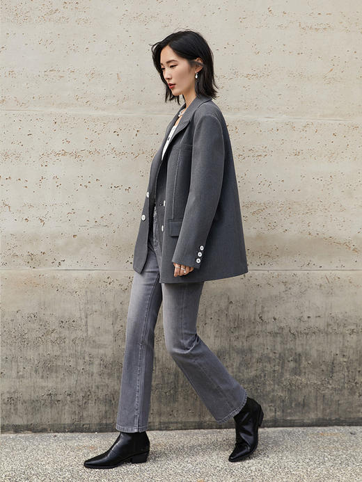 高级感拉满！这款灰色西装轻松打造干练时髦造型 商品图1