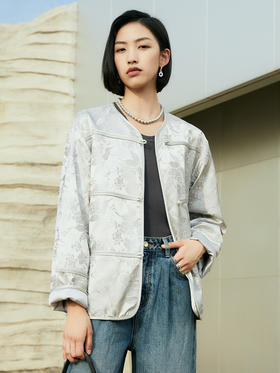 新中式盘扣银灰色提花外套，解锁牛仔裤混搭新风尚