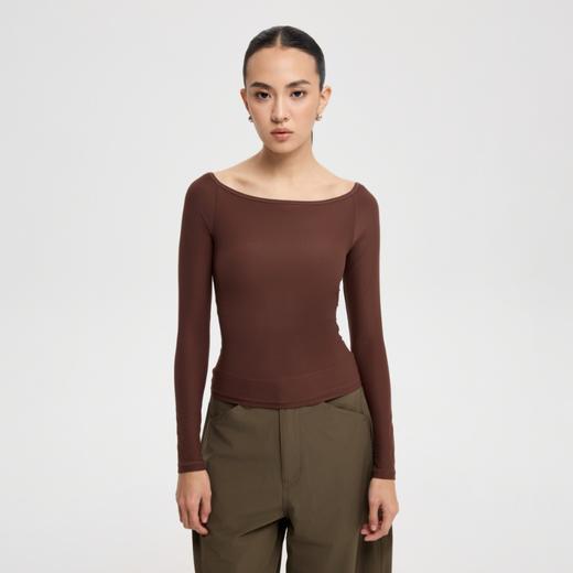 oneup裸感一字领可拆卸胸垫长袖T恤 商品图2