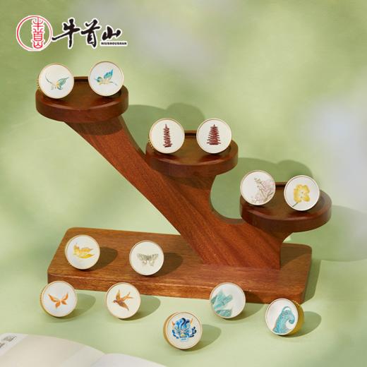 牛首山文创高档精致苏绣车载香薰夹汽车出风口除异味复古装饰礼物 商品图4