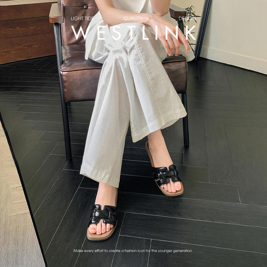 西遇法式凉拖鞋女新款夏季高级感平底凉鞋方头低跟外穿一字拖K1156793 商品图1