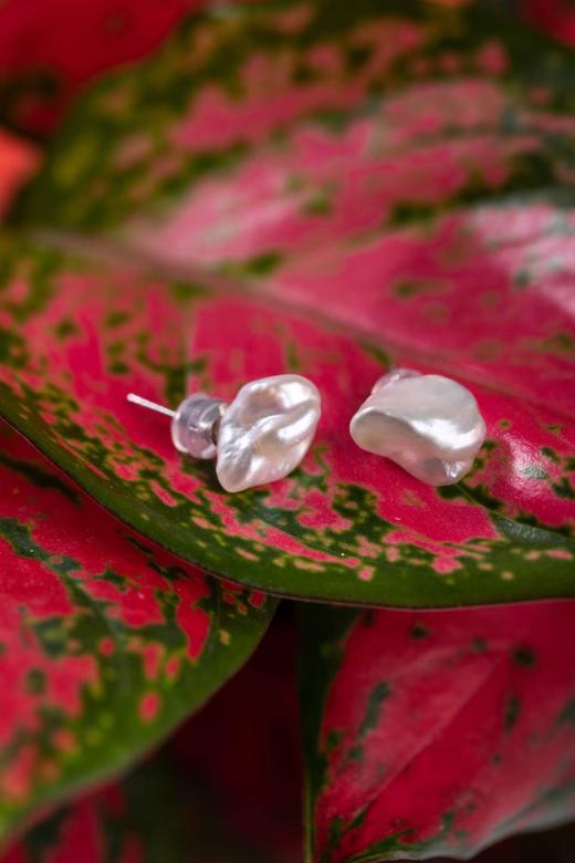 一周内发货【定制加长50厘米珍珠项链+5厘米延长链 搭配925银配件，耳钉长约11mm】小花瓣异形巴洛克珍珠项链，淡水高级感，不规则轻奢脖颈链 商品图14