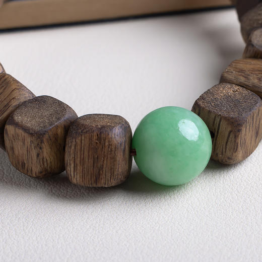 xy0458沉香+翡翠方形珠手串 商品图4