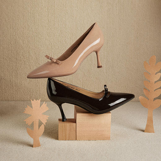 【静音系列】千百度2026春季新款漆皮蝴蝶结细超高跟鞋女浅口单鞋A26157788 商品图0