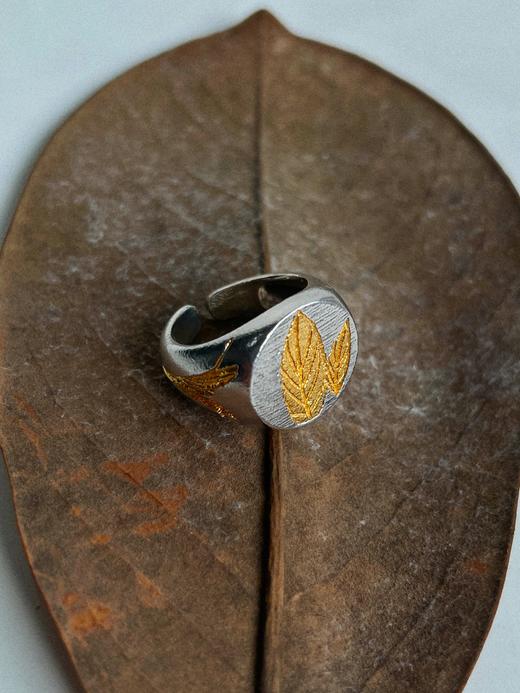 TINOM｜010325 Folium 叶刻戒指 [ 银 / 金银混 ] 商品图2