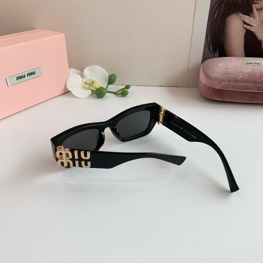 夏季特惠💰210 缪缪MIUMIU太阳镜 新款墨镜男女高级感防晒欧美时尚眼镜 巨显瘦韩系太阳眼镜 商品图6