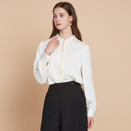 EITIE爱特爱气质复古压褶法式优雅直筒立领衬衫上衣2025秋季新款C2513808 商品图1