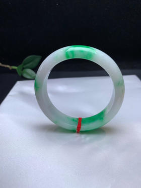 620527，56.5飘阳绿正圈，俗称 白底青， 白底飘阳绿  ，色特别漂亮