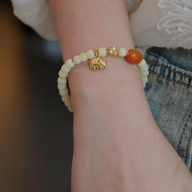 18k金富贵吉祥蜜蜡手串 CF