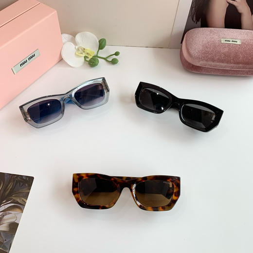 夏季特惠💰210 缪缪MIUMIU太阳镜 新款墨镜男女高级感防晒欧美时尚眼镜 巨显瘦韩系太阳眼镜 商品图8