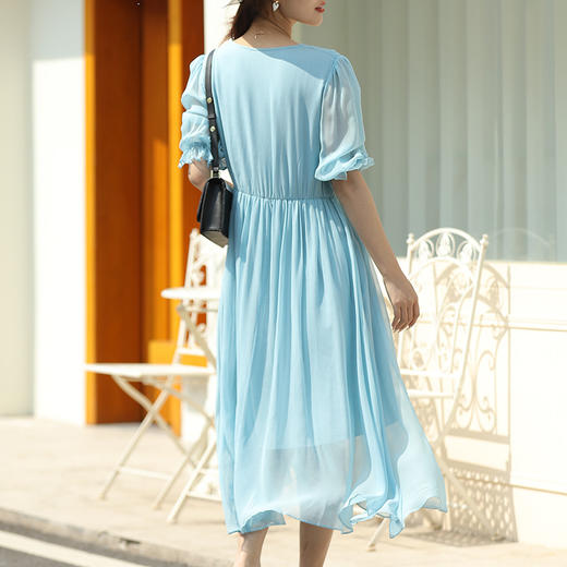 「高货oyg」全新升级【铂金会员487/天猫659/差价172】(03913)洛诗琳法式茶歇桑蚕丝长裙2025夏季新款V领真丝连衣裙女 商品图3