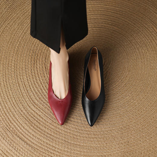 【预售5天】基础百搭头层油蜡水晶羊皮秋季内增高坡跟浅口单鞋女LD&7419 商品图2