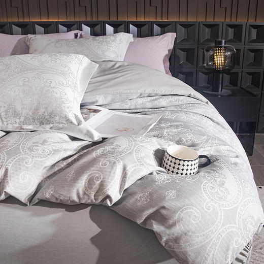 佑家·80S全棉+石墨烯纤维提花四件套200*230cm  选用新疆长绒棉加石墨烯纤维 柔软蓬松 商品图2