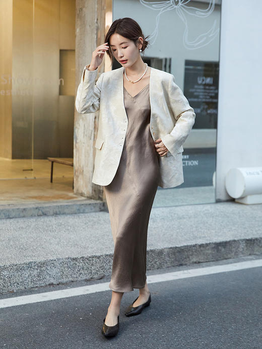 优雅通勤风！米白色提花西装外套，解锁精致穿搭 商品图1