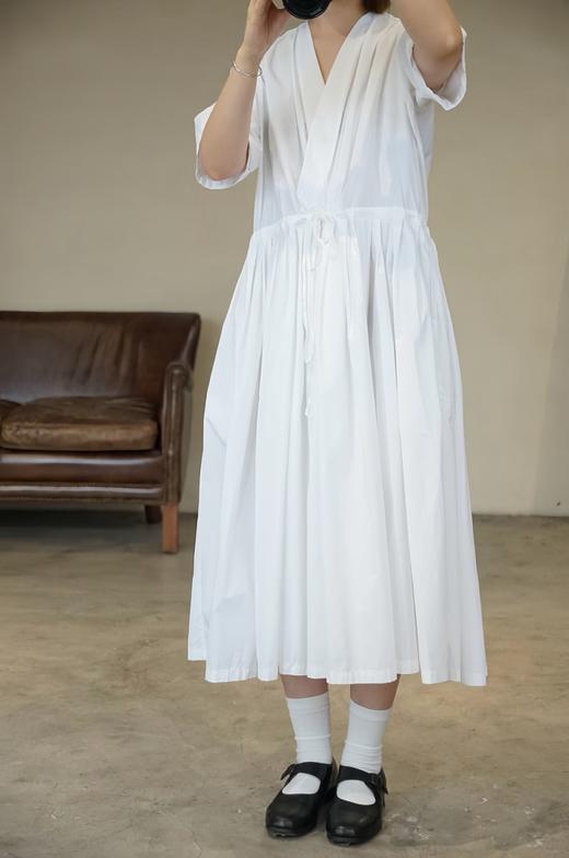 Manuelle Guibal 2色V领连衣裙 商品图3