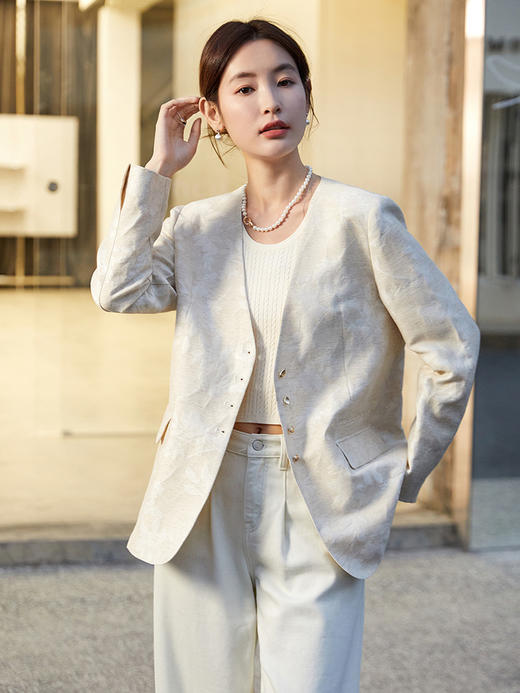 优雅通勤风！米白色提花西装外套，解锁精致穿搭 商品图0