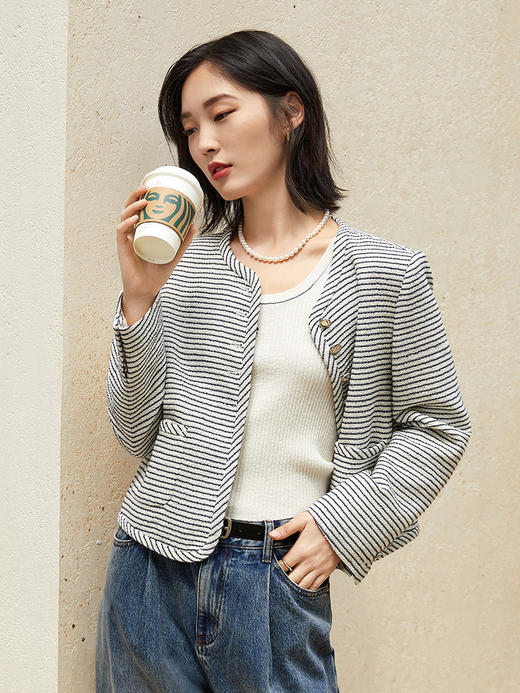 小香风条纹短外套女 圆领金属扣设计 复古时髦搭牛仔裤 商品图0